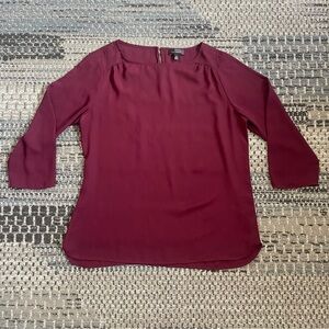 The Limited 3/4 Length Sleeve Blouse in Merlot Size Medium